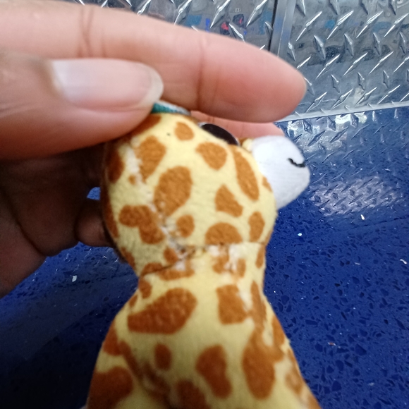 ✓TY McDonald's Teenie Beanie Boo - SAFARI the Giraffe (Africa)(2021) 3 inches - Picture 12 of 13